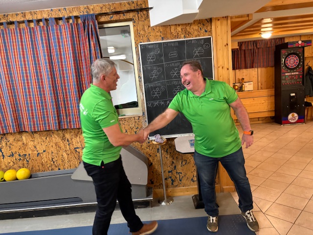 Jörg macht kurzen Prozess. Gewinnt das 2. Soargeln gegen Andi!