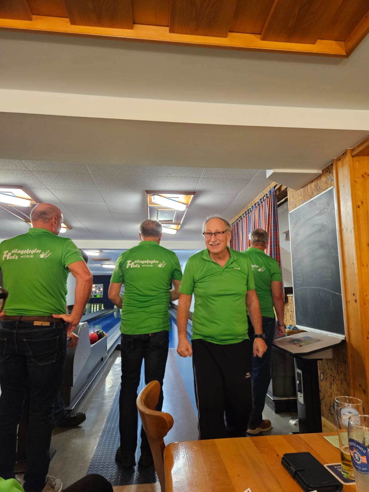 Mit einer Sau von mir wird der Soarg von Präsi und Klaus größer!